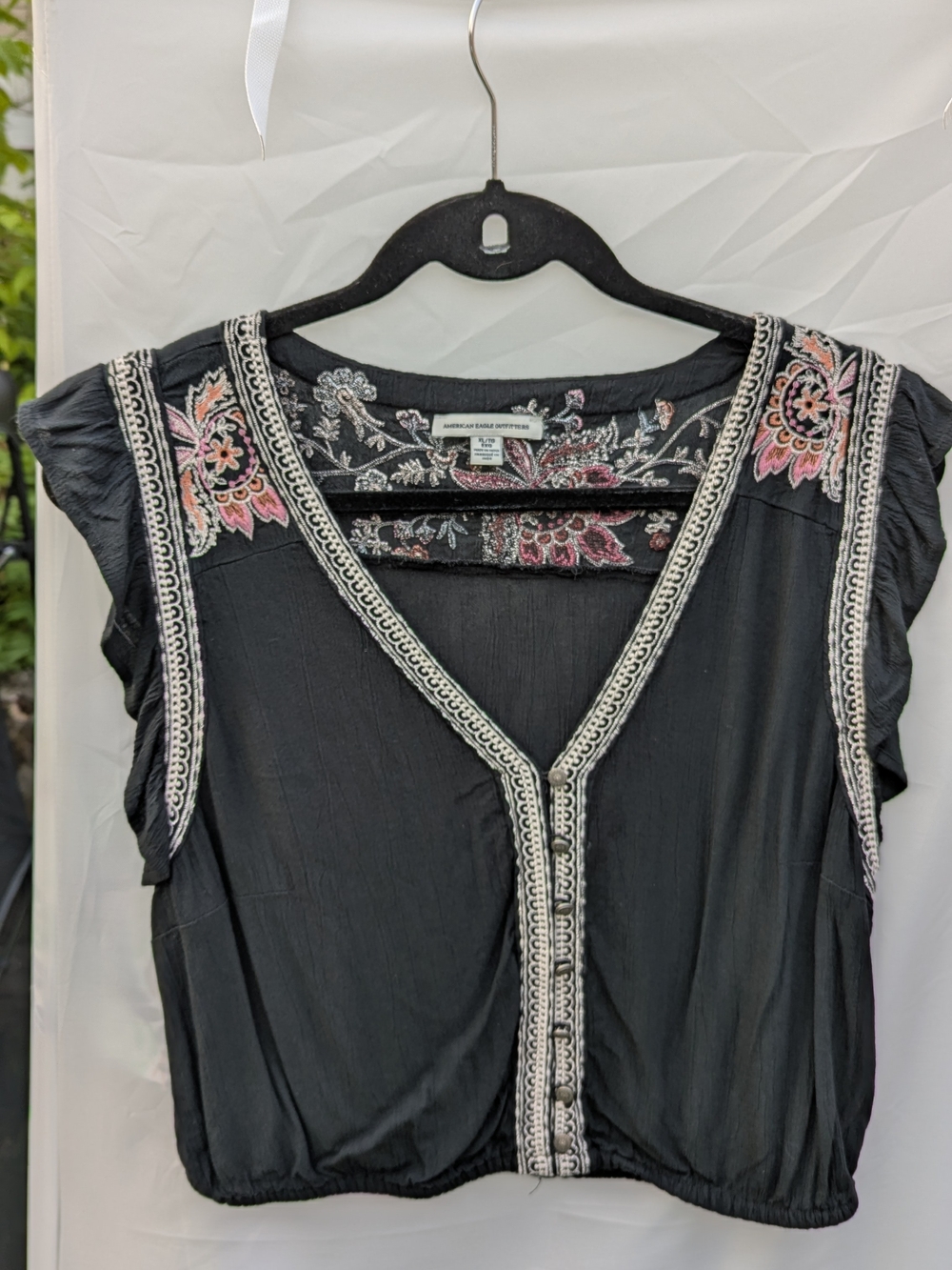 American Eagle Boho Embroidered Crop Top Flutter Sleeve XL Whimsigoth Floral